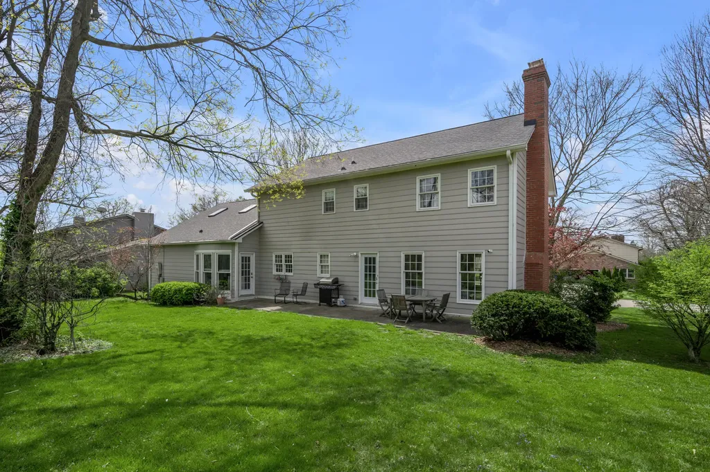 3004 Island Drive Lexington KY 40502