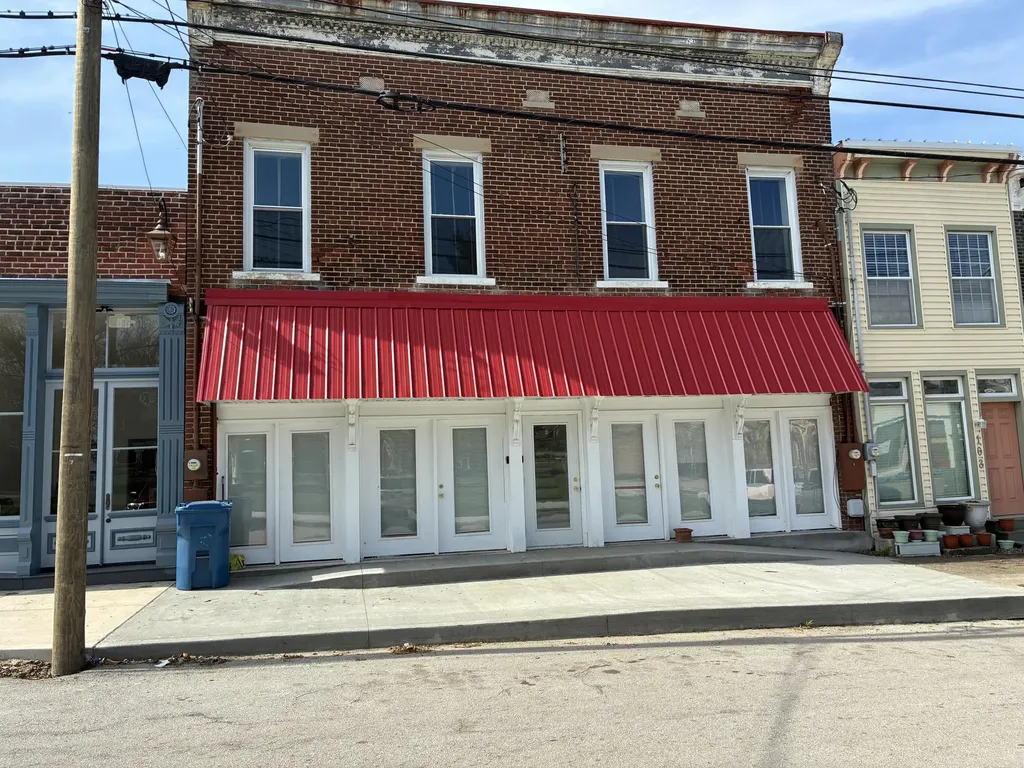 105 E 5th Street Millersburg KY 40361