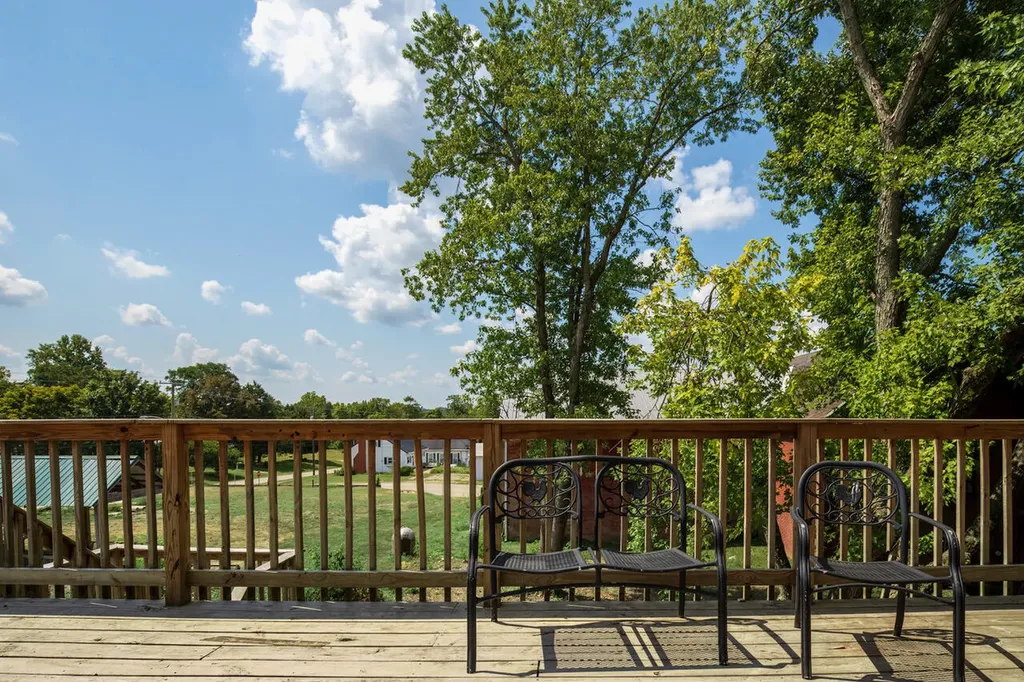 105 E 5th Street Millersburg KY 40361