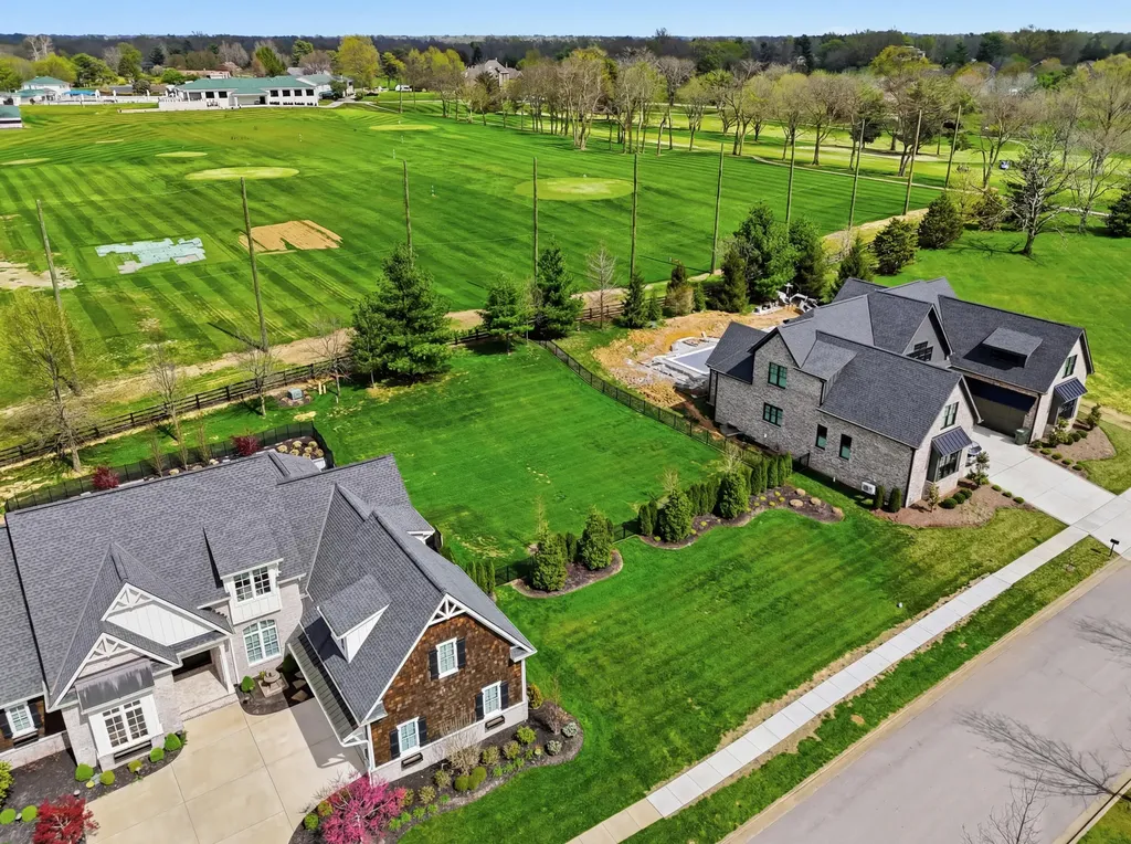 3092 Bobwhite Trail Lexington KY 40509