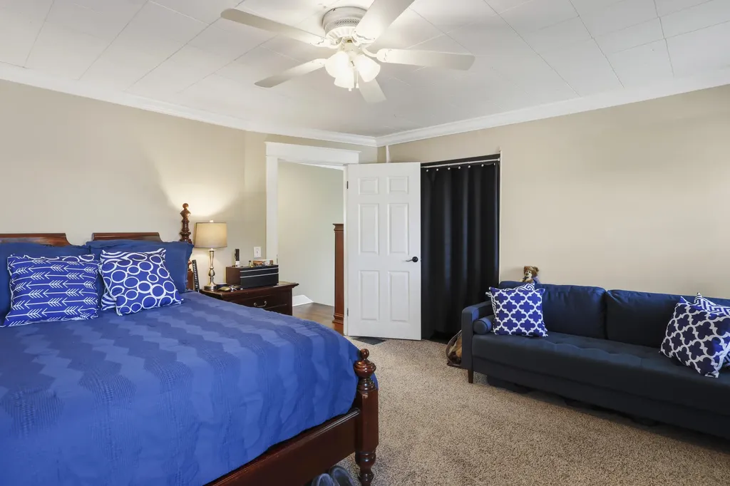 206 E Grundy Avenue Springfield KY 40069