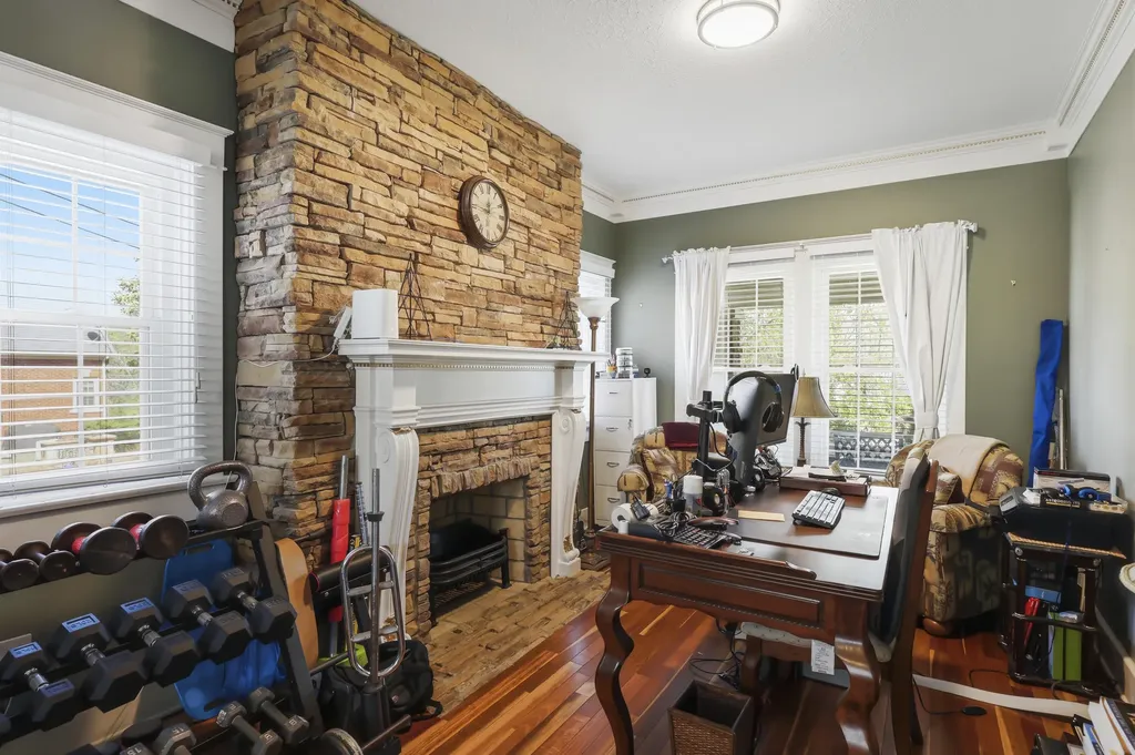 206 E Grundy Avenue Springfield KY 40069