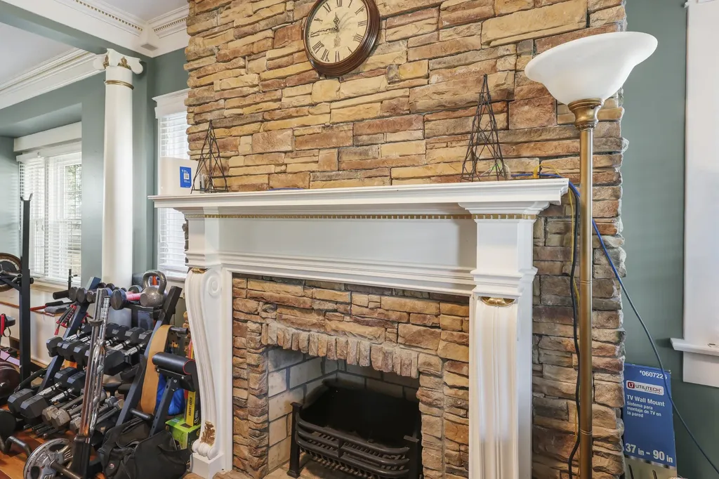 206 E Grundy Avenue Springfield KY 40069
