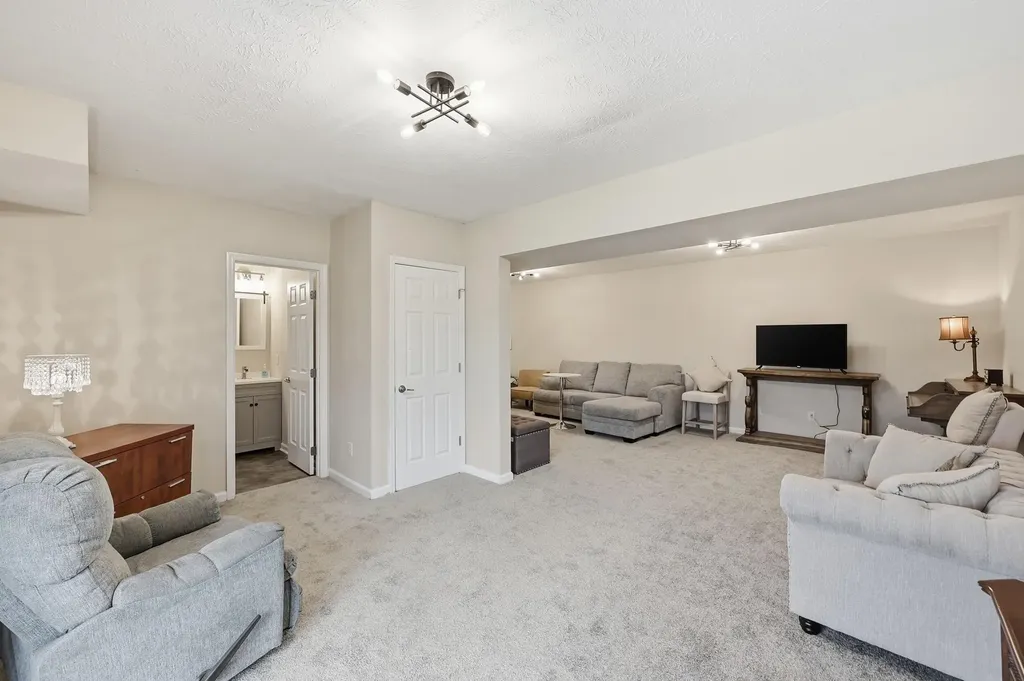 3908 Quailridge Court Lexington KY 40517