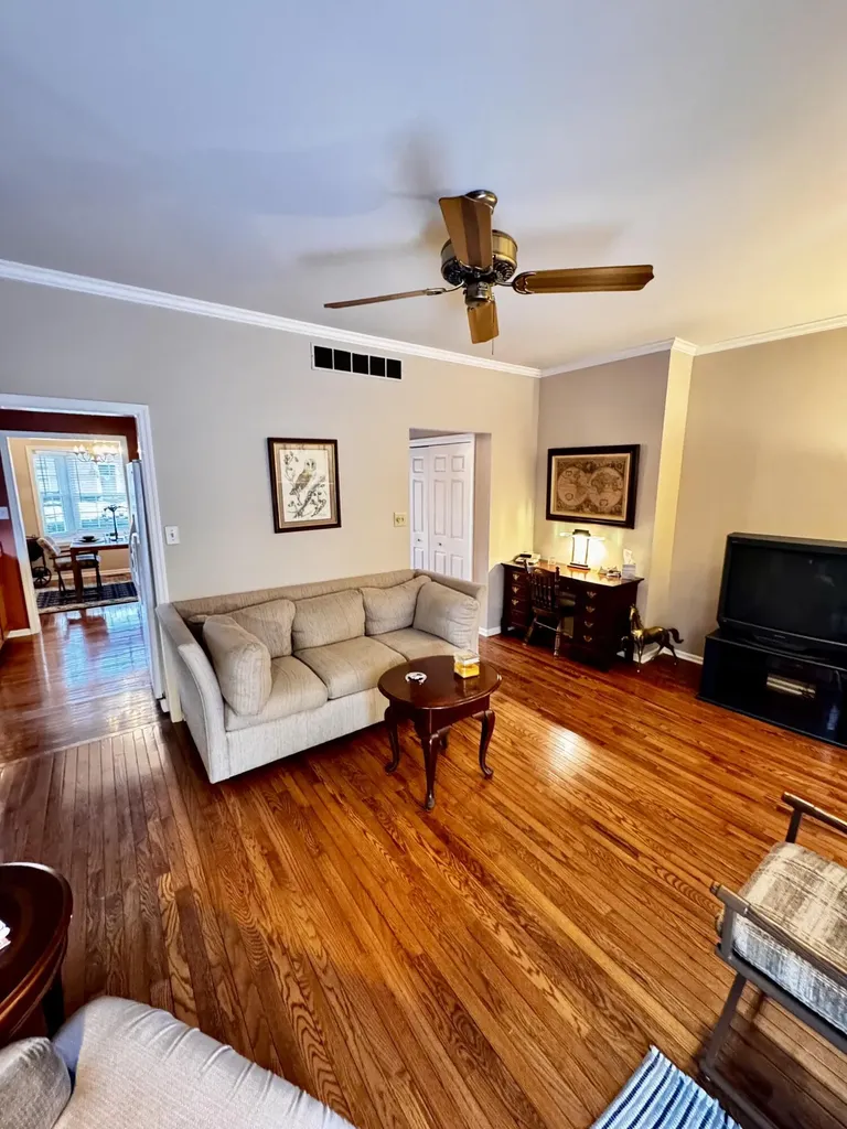 1309 Gray Hawk Road Lexington KY 40502