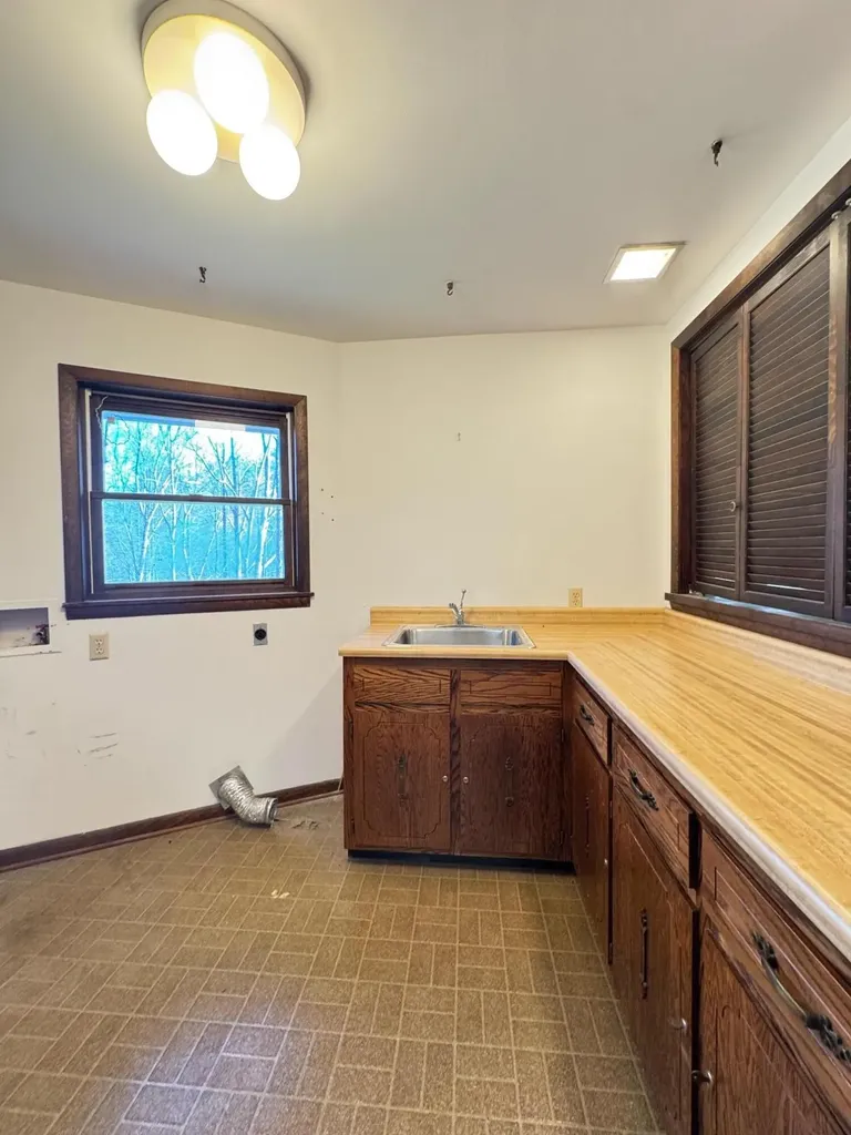875 Mcneil-corn Creek Road Rockholds KY 40759