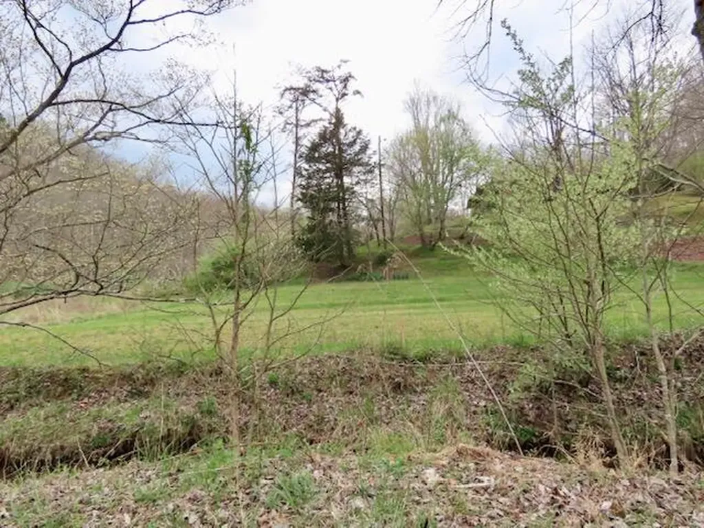 875 Mcneil-corn Creek Road Rockholds KY 40759