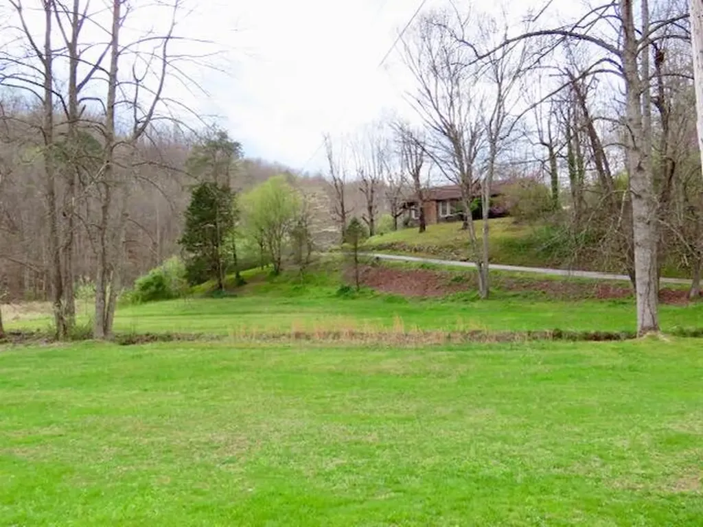 875 Mcneil-corn Creek Road Rockholds KY 40759