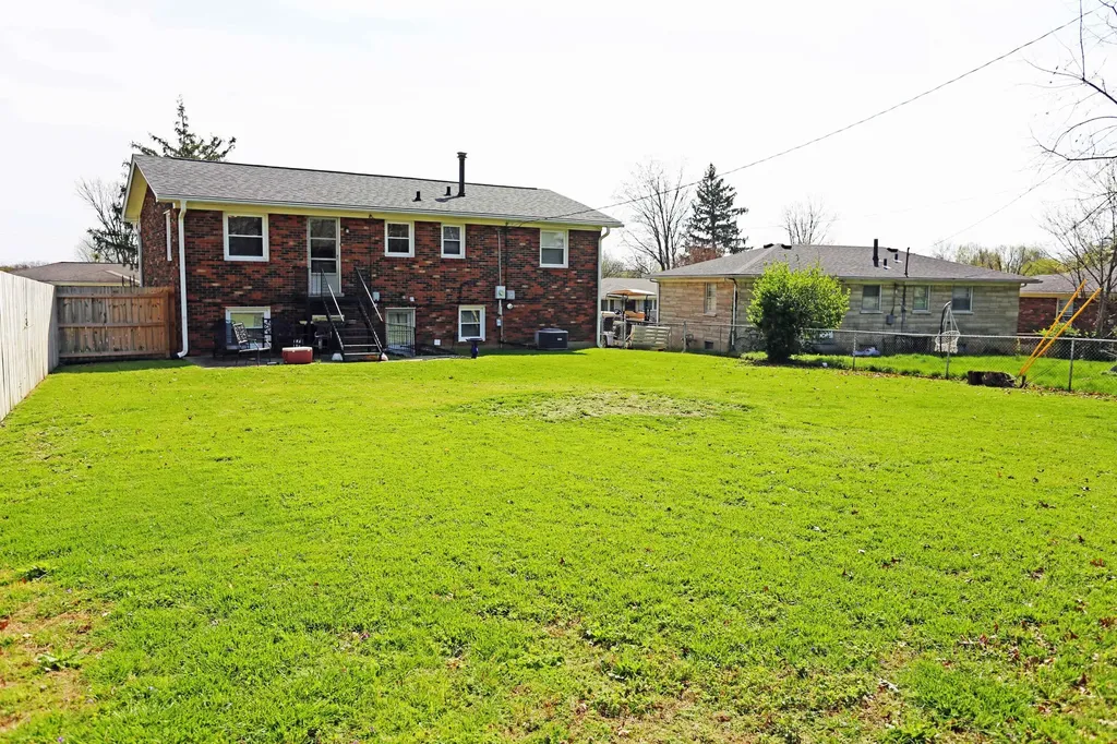 812 Wheatcroft Court Lexington KY 40505