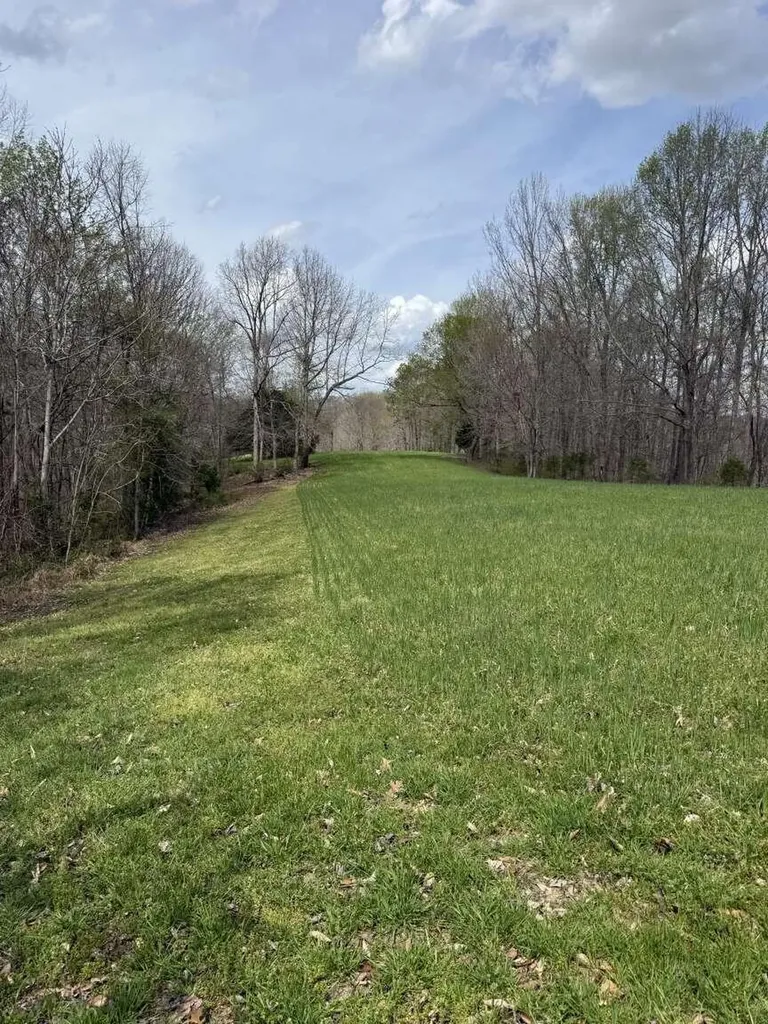 5483 Subtle Road Edmonton KY 42129