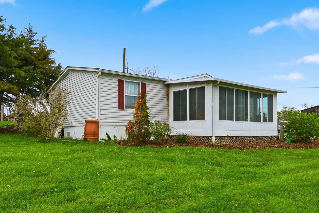 140 Parsons Lane Harrodsburg KY 40330