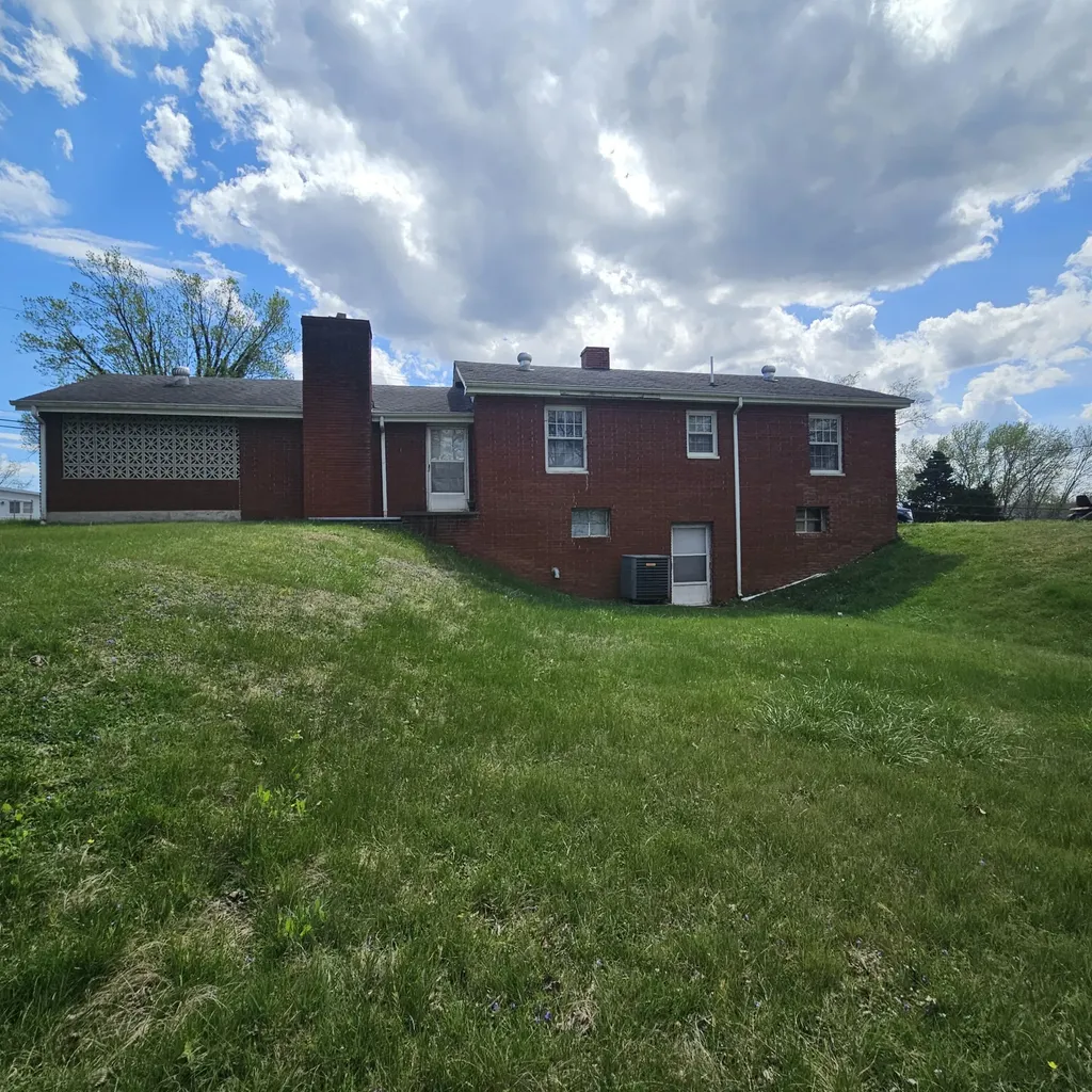 92 Highland Park Drive Williamsburg KY 40769