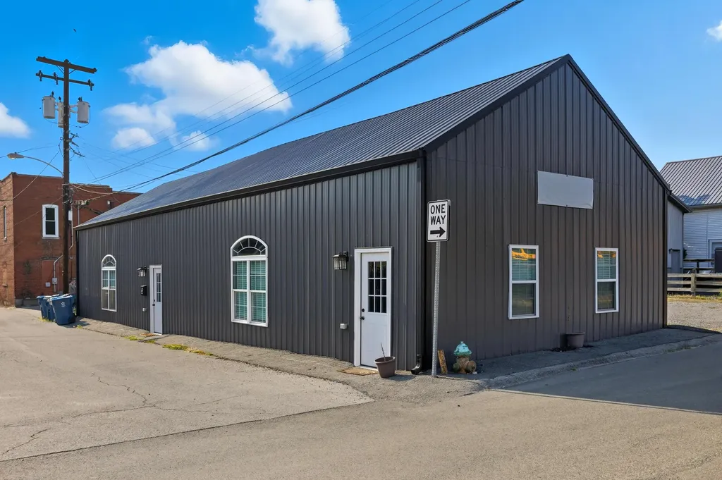 134 Jackson Street Lawrenceburg KY 40342