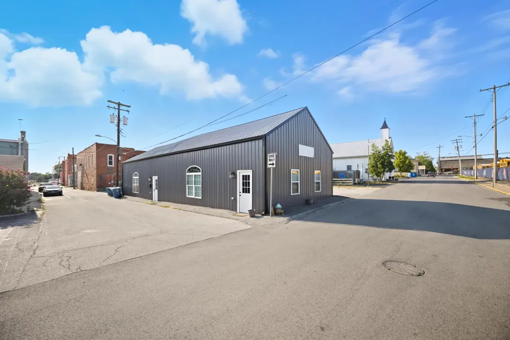 134 Jackson Street Lawrenceburg KY 40342