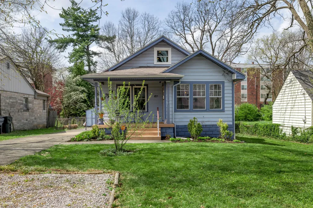 127 Delmont Drive Lexington KY 40504