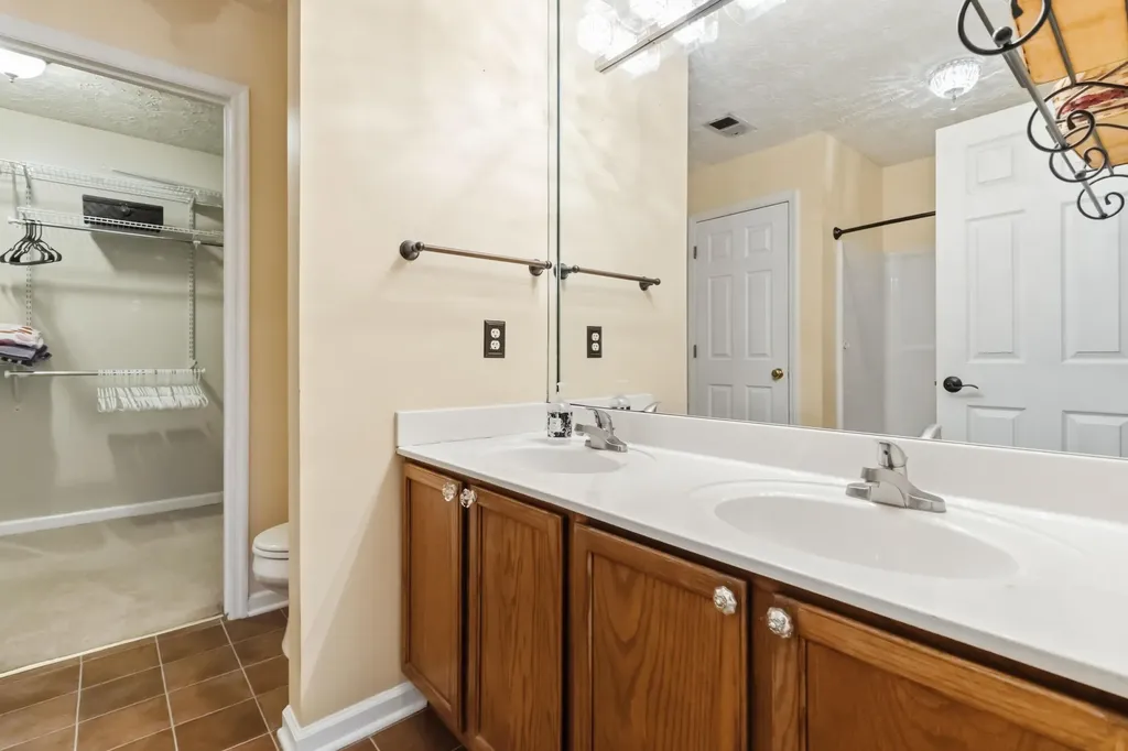 3921 Barnard Drive Lexington KY 40509