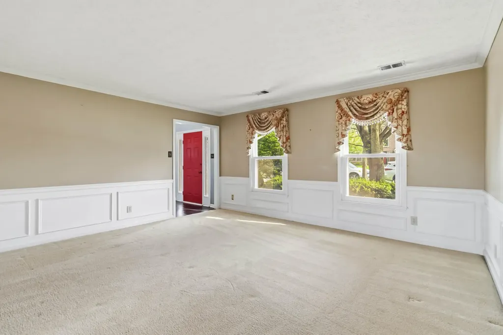 3921 Barnard Drive Lexington KY 40509