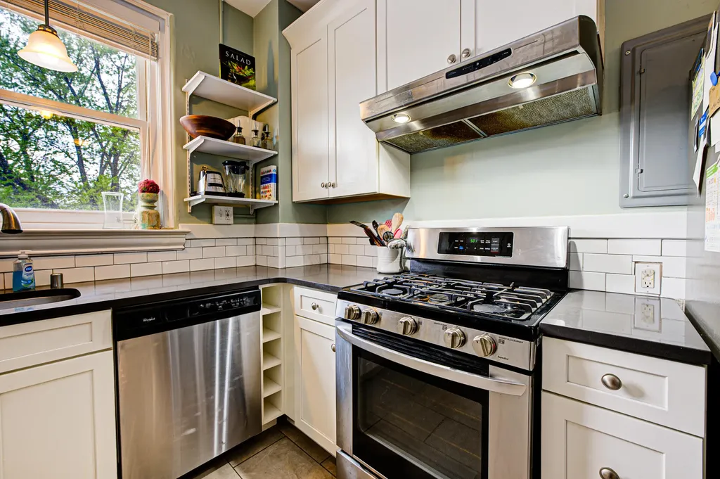 2140 Bonnycastle Avenue Louisville KY 40205