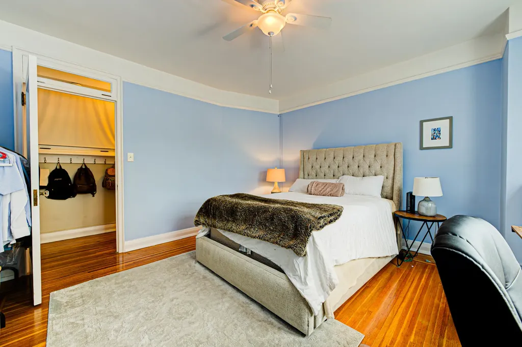 2140 Bonnycastle Avenue Louisville KY 40205
