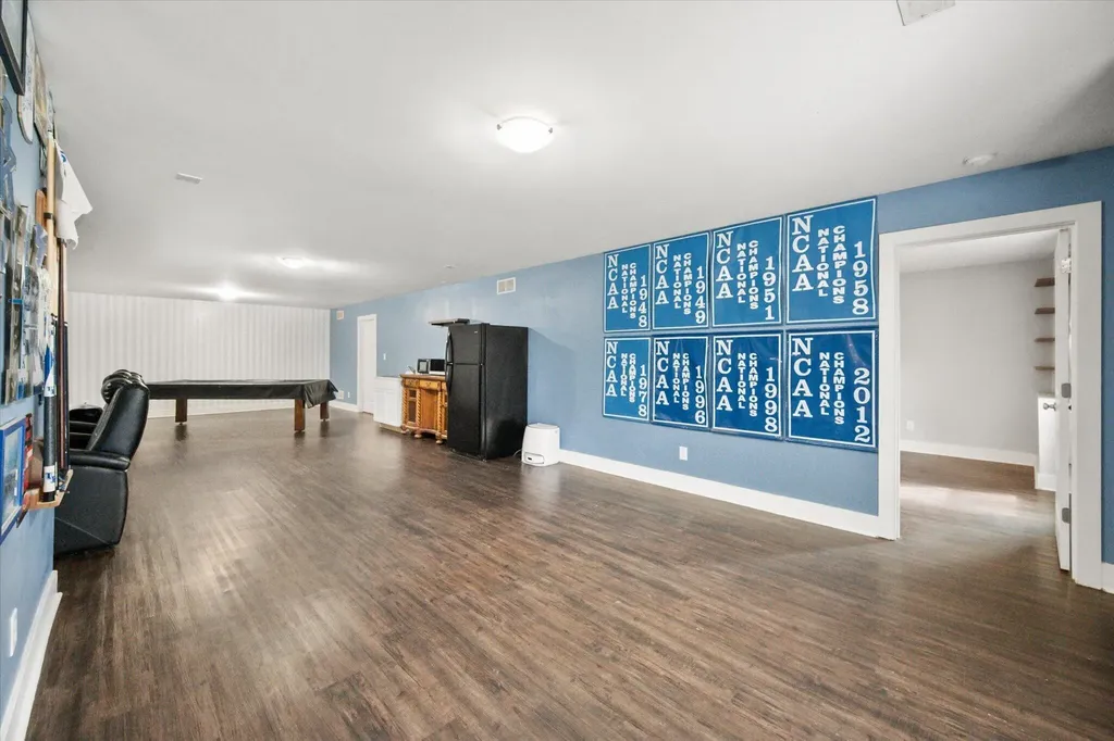 9787 Elmburg Road Pleasureville KY 40057