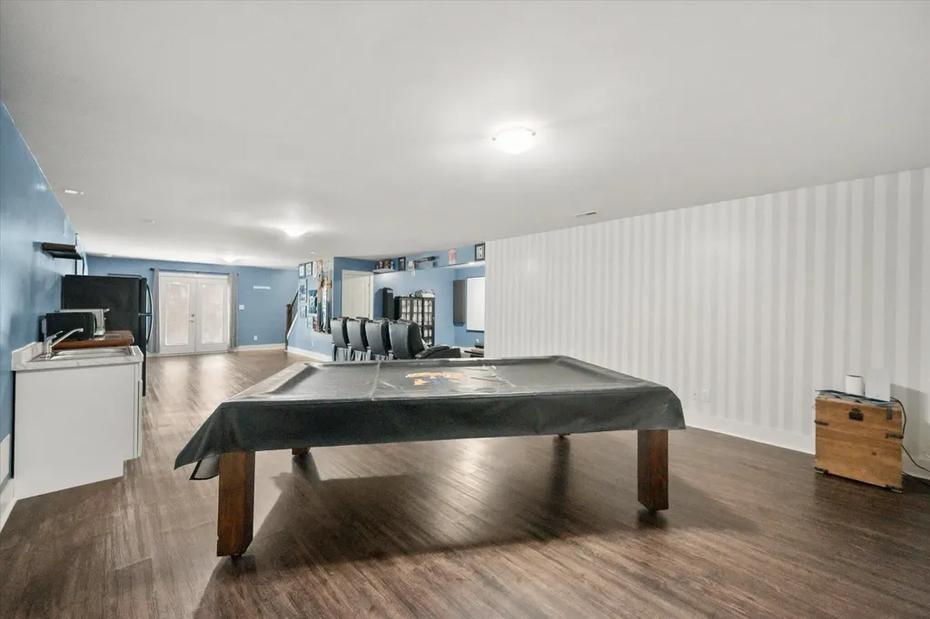 9787 Elmburg Road Pleasureville KY 40057