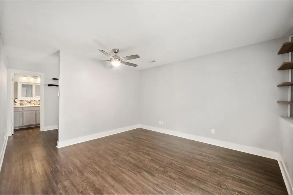 9787 Elmburg Road Pleasureville KY 40057