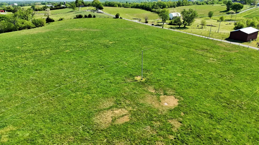 2300 Oregon Road Salvisa KY 40372