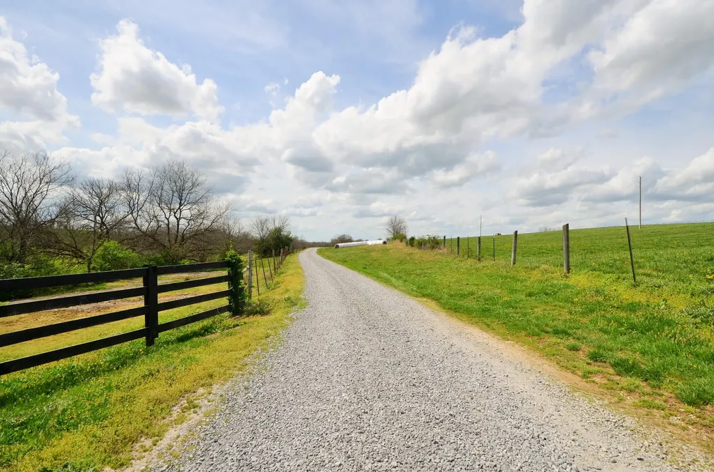 2300 Oregon Road Salvisa KY 40372
