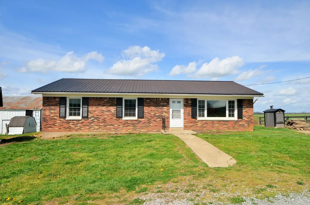 2300 Oregon Road Salvisa KY 40372