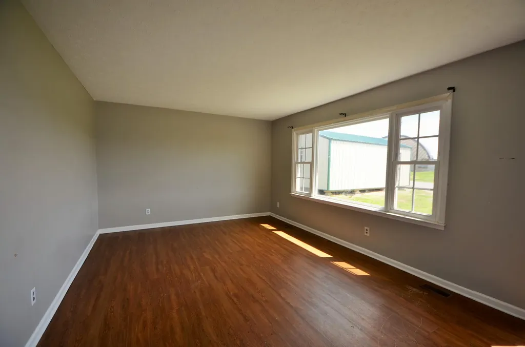 2300 Oregon Road Salvisa KY 40372