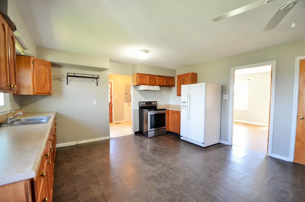 2300 Oregon Road Salvisa KY 40372