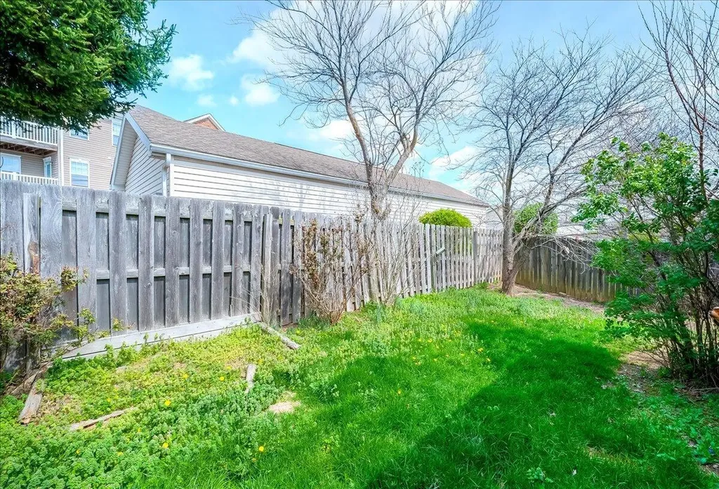 2280 Market Garden Lane Lexington KY 40509