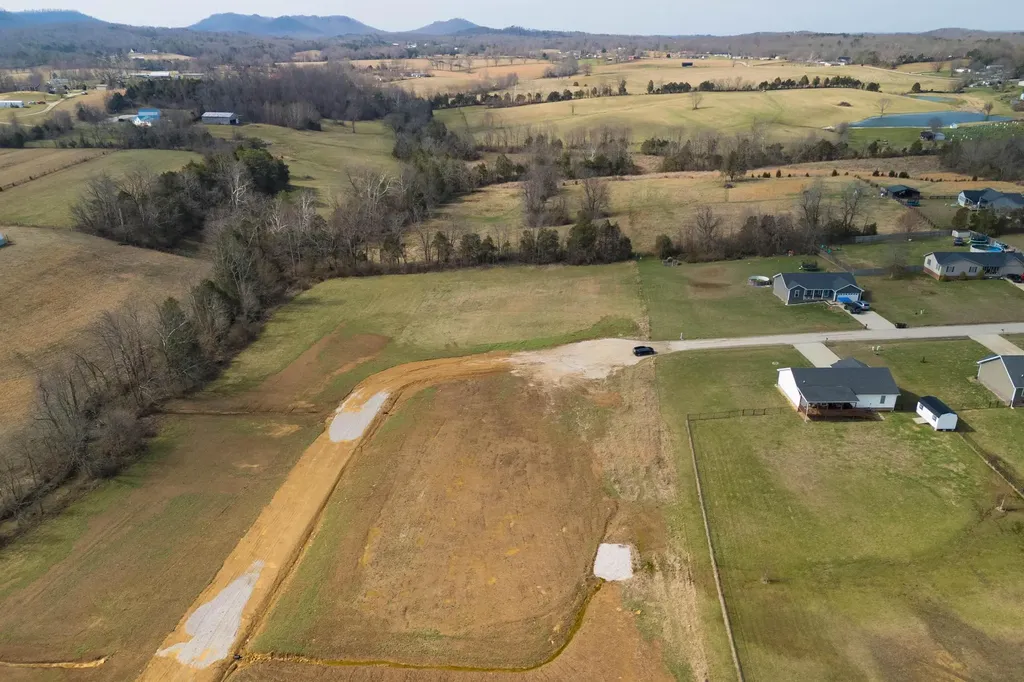 Lot 18 Mohican Trail Jeffersonville KY 40337