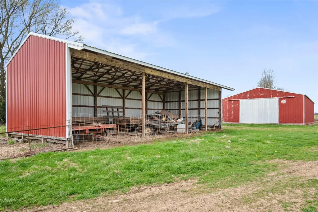 1048 Steve Wood Road Bagdad KY 40003