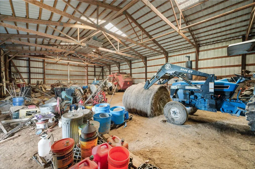 1048 Steve Wood Road Bagdad KY 40003