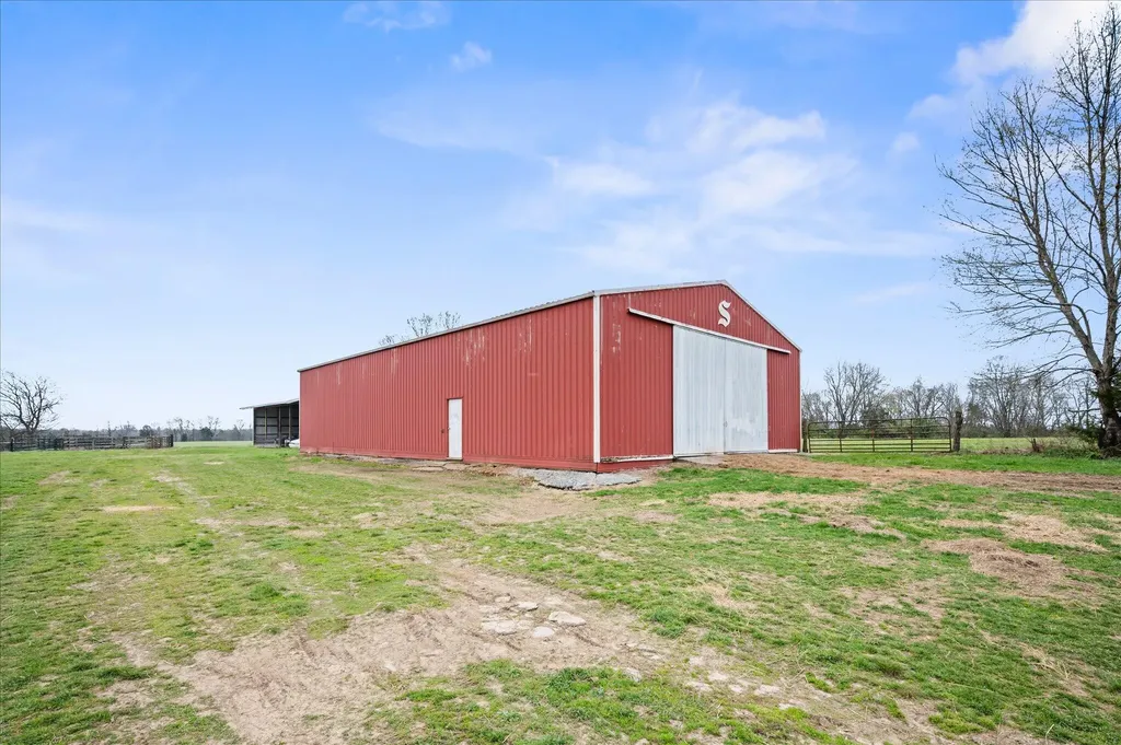1048 Steve Wood Road Bagdad KY 40003