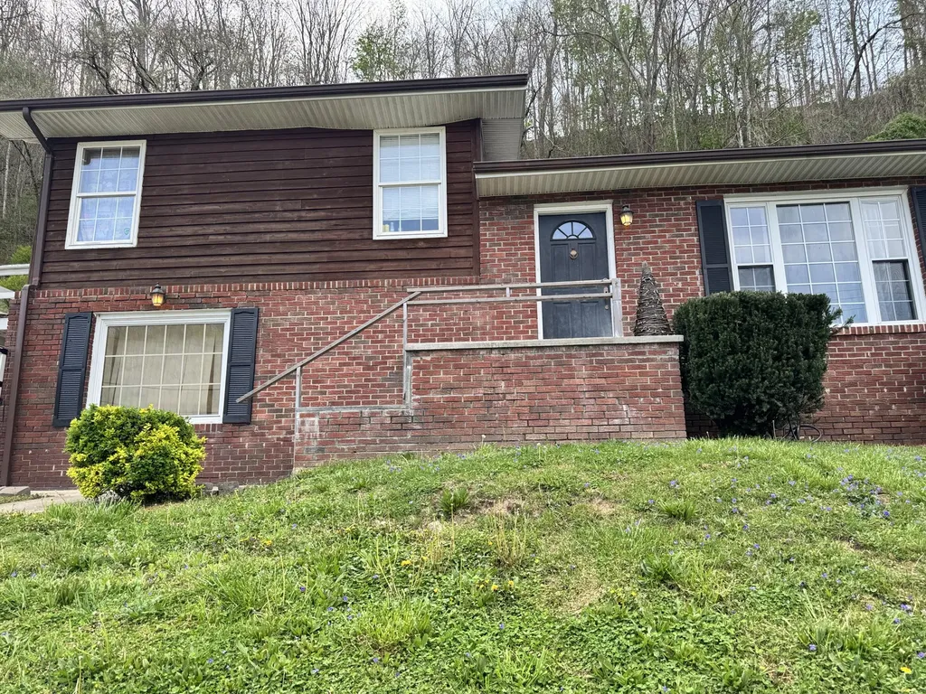 514 Cracker Bottom Road Martin KY 41649