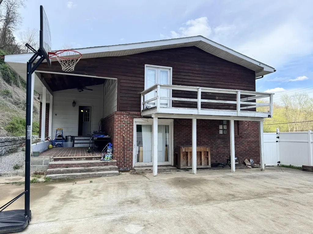514 Cracker Bottom Road Martin KY 41649