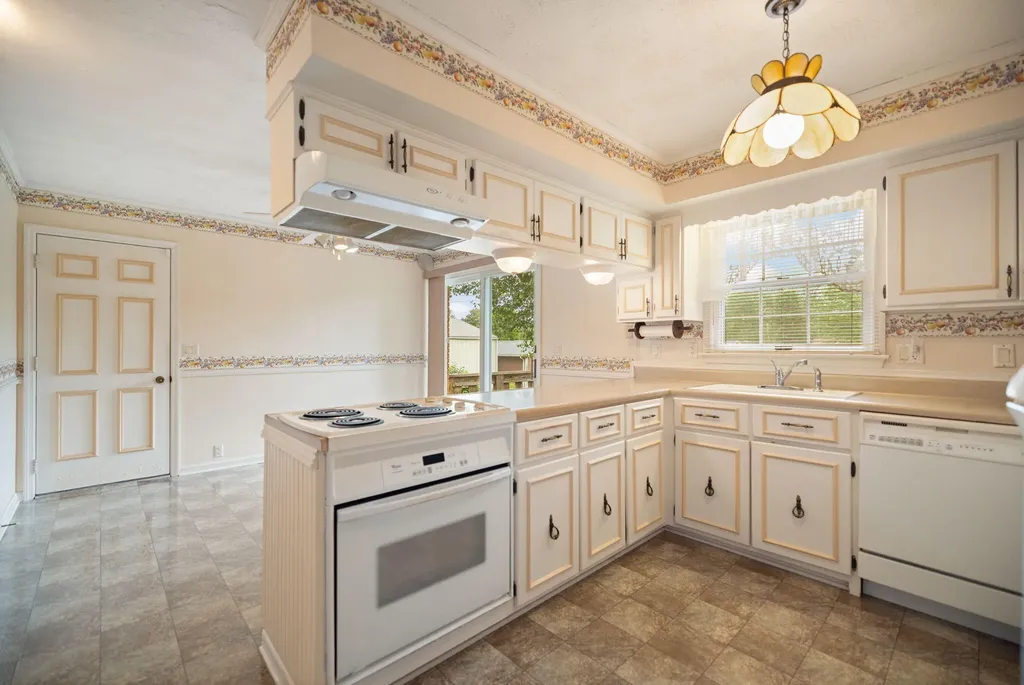 268 Duncan Street Monticello KY 42633