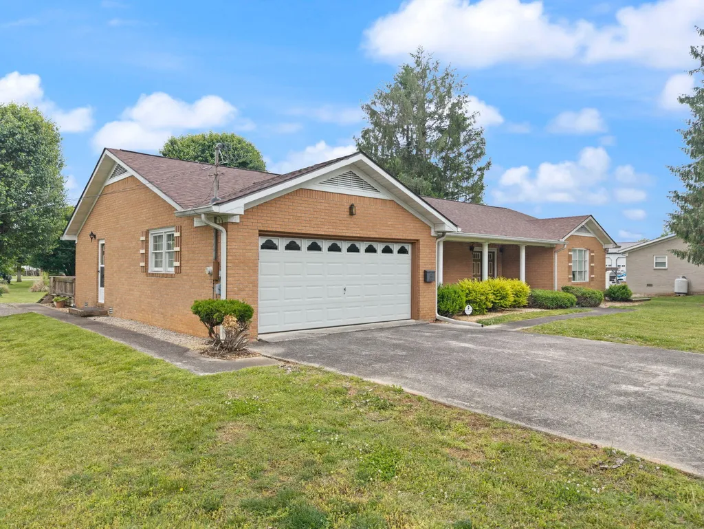 268 Duncan Street Monticello KY 42633