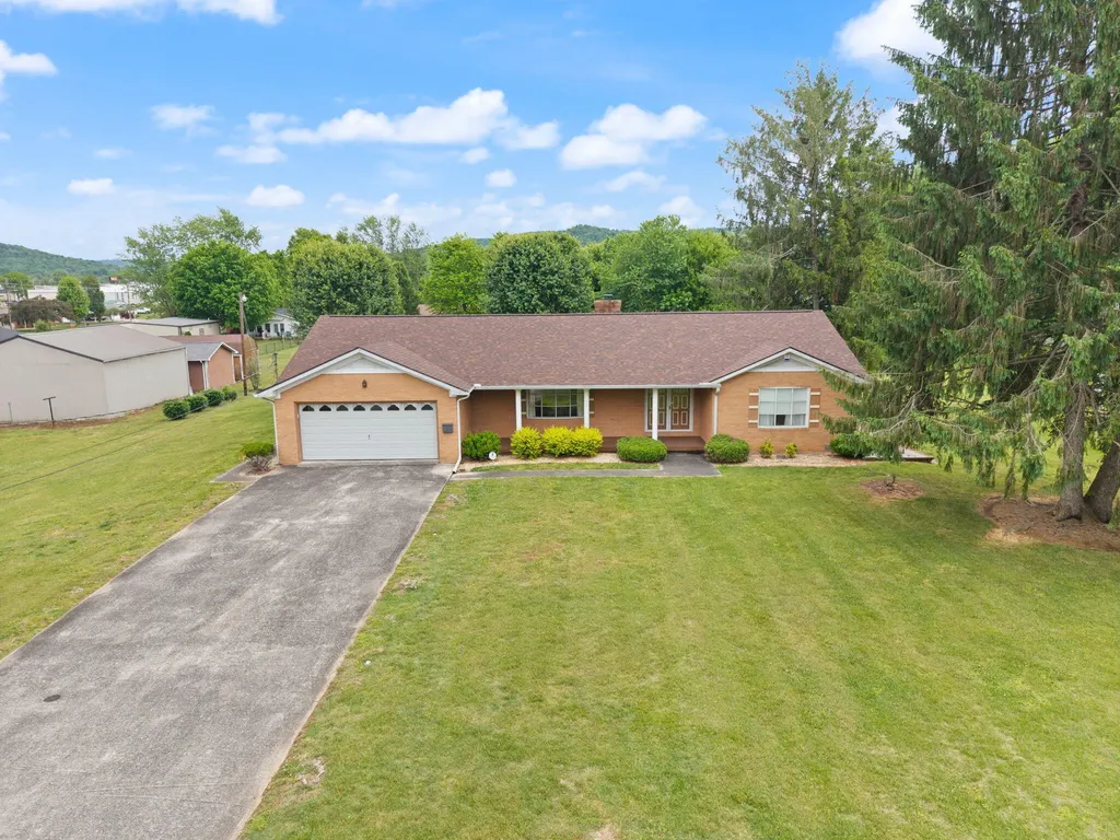 268 Duncan Street Monticello KY 42633