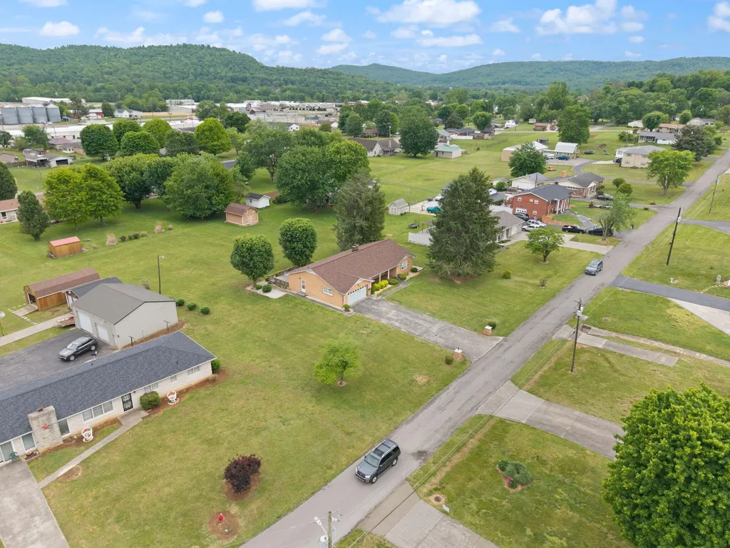 268 Duncan Street Monticello KY 42633