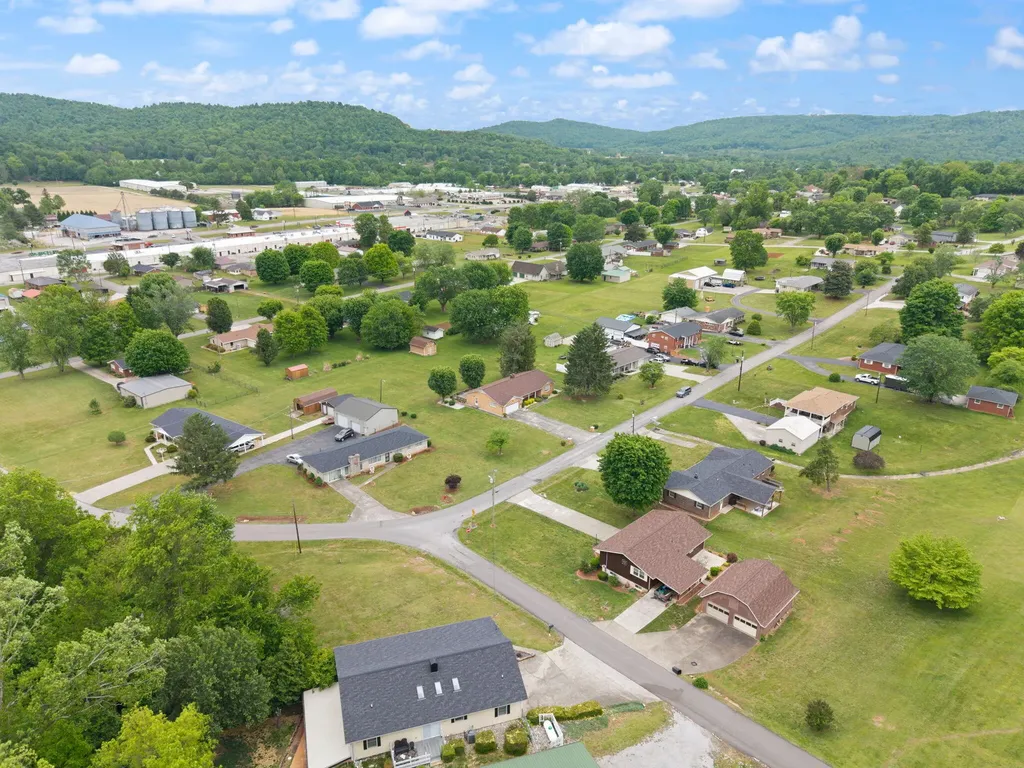 268 Duncan Street Monticello KY 42633