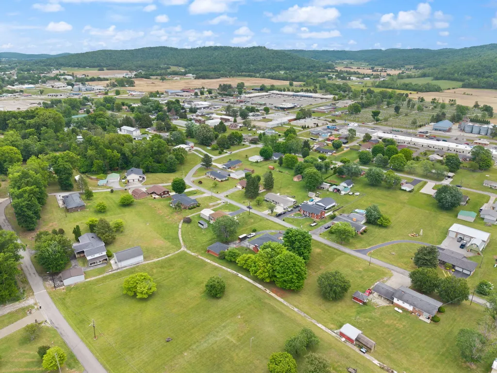 268 Duncan Street Monticello KY 42633
