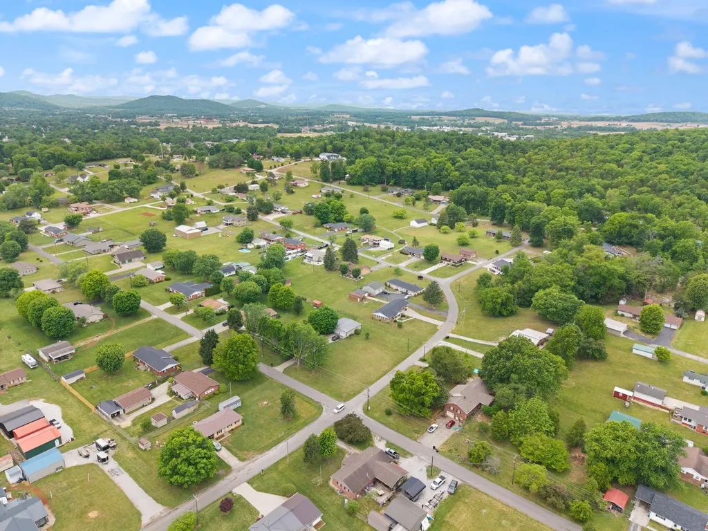 268 Duncan Street Monticello KY 42633