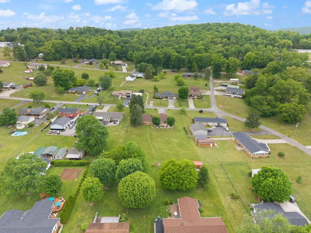 268 Duncan Street Monticello KY 42633