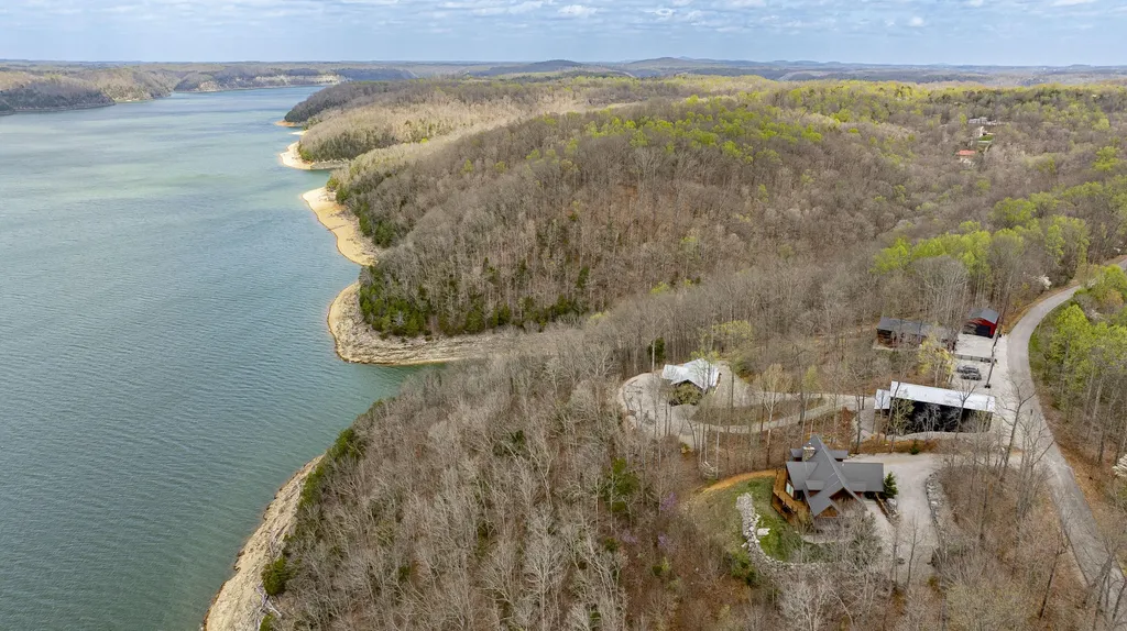 856 New Fall Creek Road Monticello KY 42633