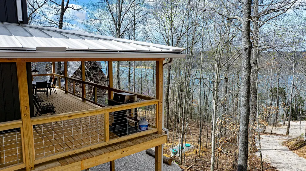 856 New Fall Creek Road Monticello KY 42633