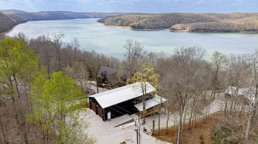 856 New Fall Creek Road Monticello KY 42633