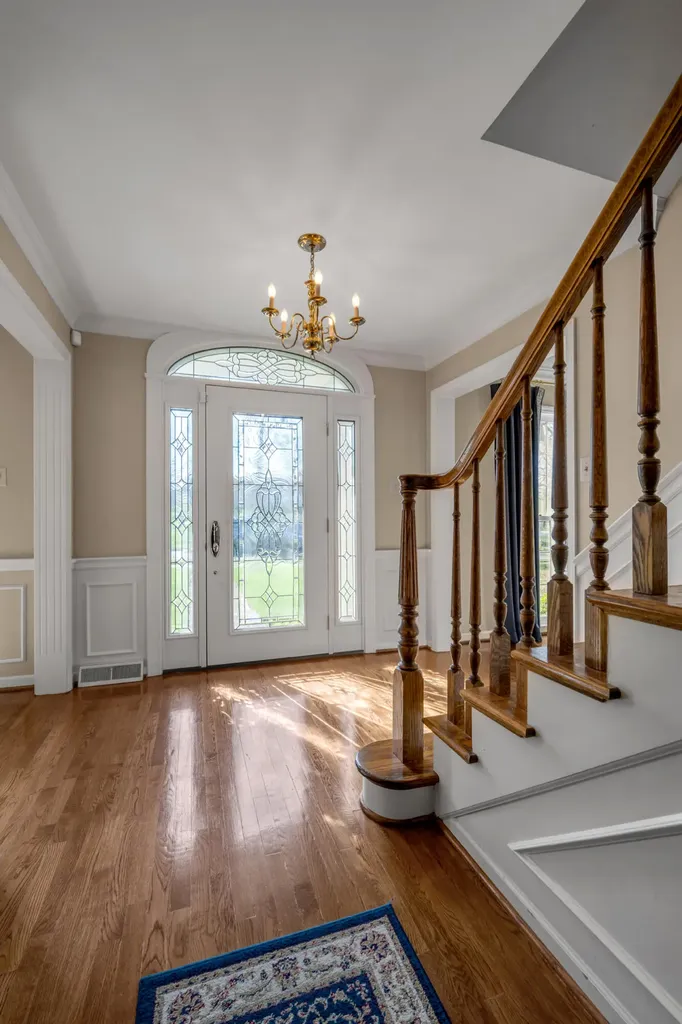 2071 Manor Drive Lexington KY 40502
